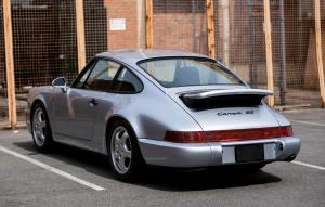 Porsche 911 Carrera RS 3.6 Touring 1992 года  (WW)